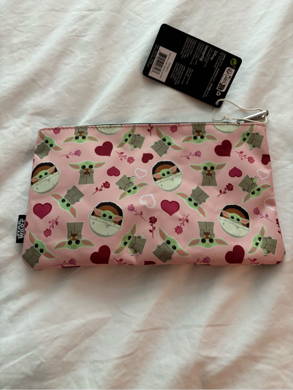 Star Wars Baby Yoda Lounge-fly Silver Zipper Cosmetic Pouch Accents